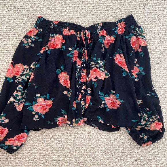 Floral Harlow off the shoulder top - Picture 1 of 3